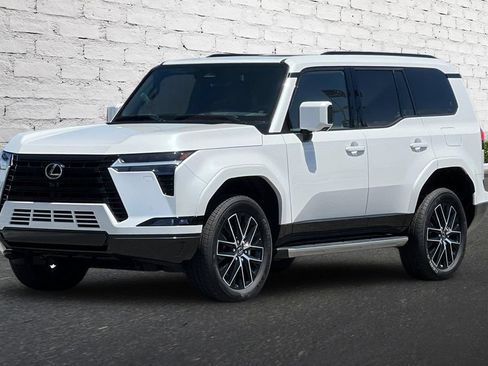 New 2026 Lexus GX 550 w/ Accessory Package (ZB) AWD/4WD image 8