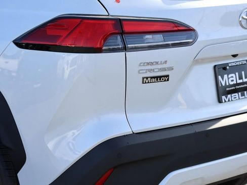 Certified 2026 Toyota Corolla Cross XLE w/ Convenience Package image 7