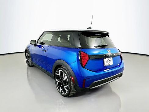 Certified 2025 MINI Cooper S FWD image 7