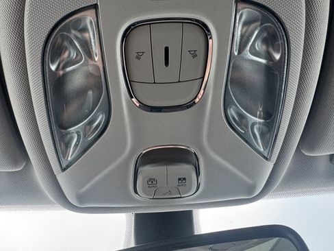 Used 2018 Jeep Compass Trailhawk w/ Navigation Group image 27