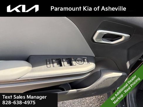 New 2026 Kia K4 FWD image 23