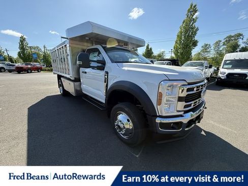 New 2025 Ford F550 4x4 Regular Cab Super Duty image 3