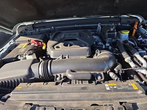 Used 2024 Jeep Wrangler Unlimited Rubicon 4xe image 10