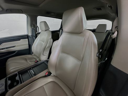 Used 2018 Honda Odyssey EX-L image 18