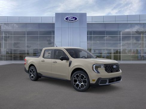 New 2025 Ford Maverick Lariat image 7