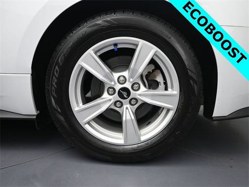 Used 2021 Ford Mustang Coupe image 10