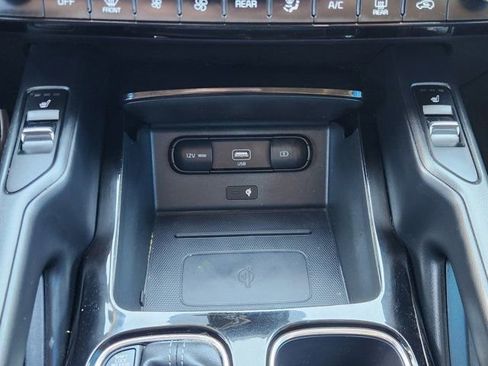 Used 2022 Kia Telluride S image 23