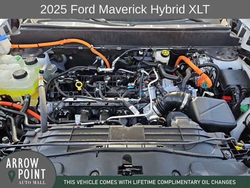 Used 2025 Ford Maverick XLT image 14