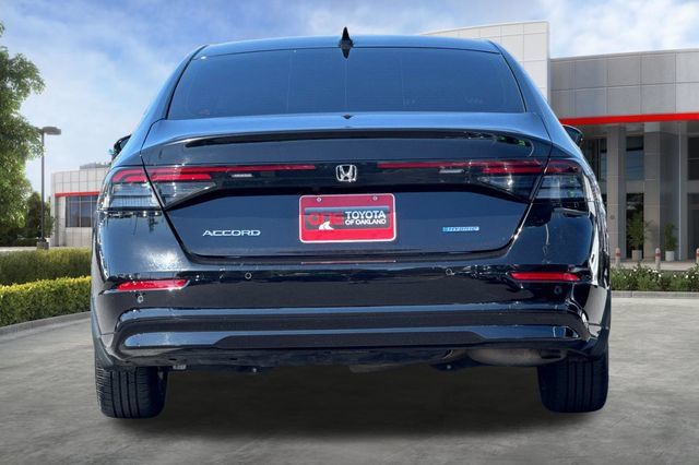 Used 2024 Honda Accord EX-L image 5