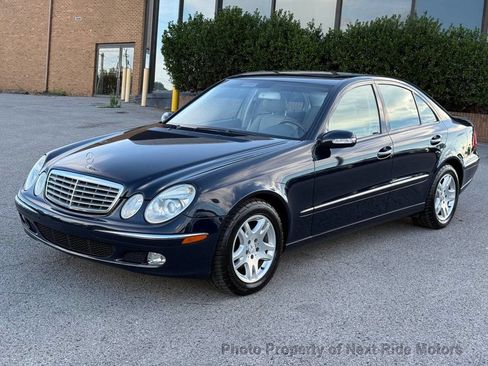 Used 2004 Mercedes-Benz E 320 Sedan image 3