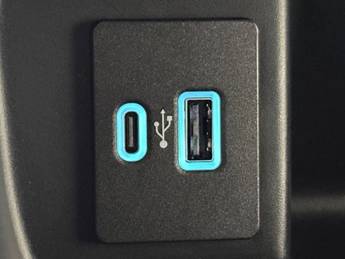 Used 2023 Ford F150 XLT w/ Equipment Group 302A High image 6