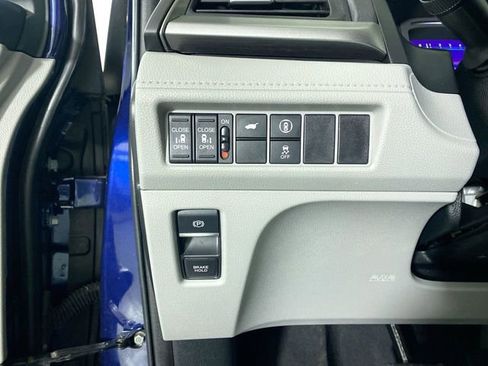 Certified 2024 Honda Odyssey EX-L image 14