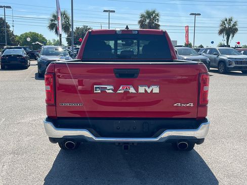 Used 2025 RAM 1500 Big Horn AWD/4WD image 4
