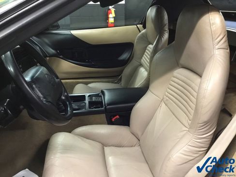 Used 1995 Chevrolet Corvette Convertible image 30