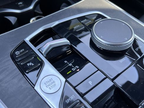 New 2026 BMW X7 xDrive40i w/ M Sport Package image 19