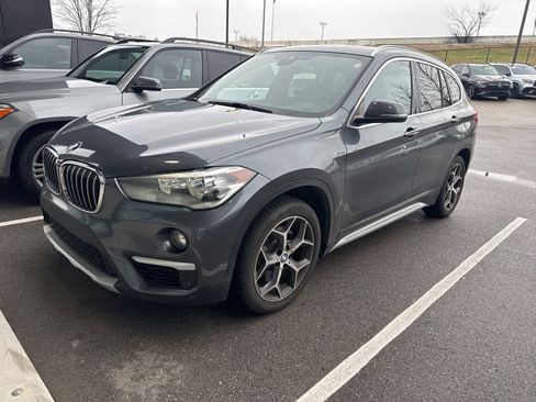 Used 2019 BMW X1 sDrive28i w/ Convenience Package image 1