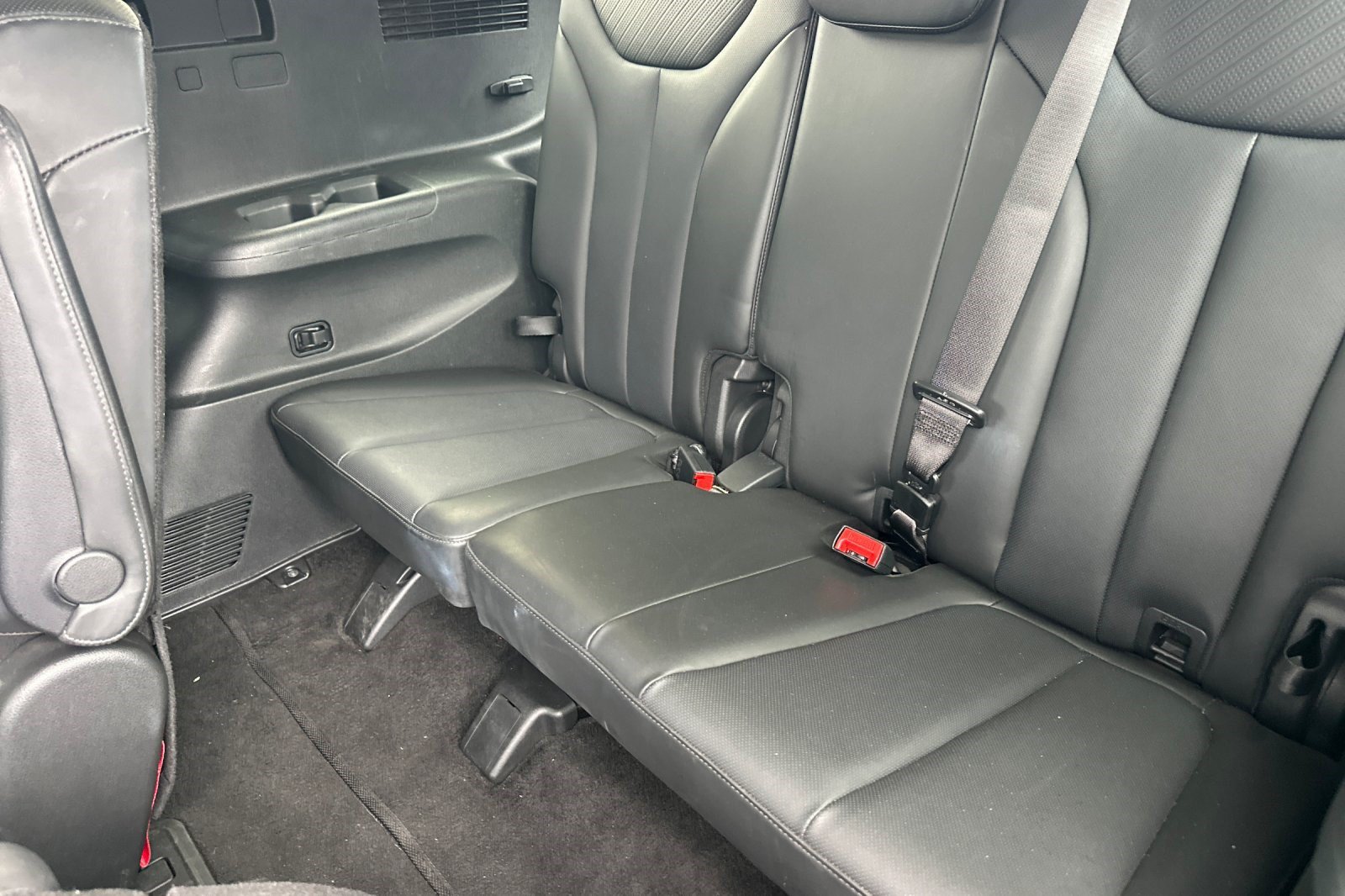 Used 2025 Hyundai Palisade SEL AWD/4WD image 34