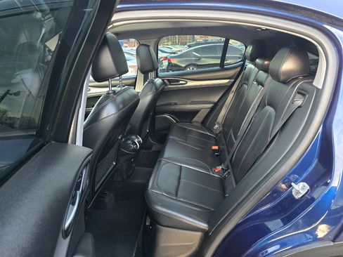 Used 2018 Alfa Romeo Stelvio Sport w/ Quick Order Package 22J Sport image 11