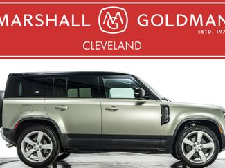 Used 2024 Land Rover Defender 110 SE video 1