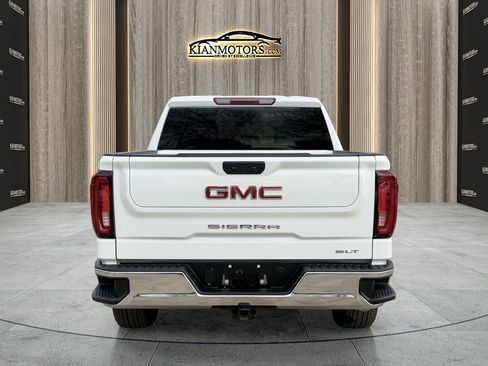 Used 2025 GMC Sierra 1500 SLT image 6