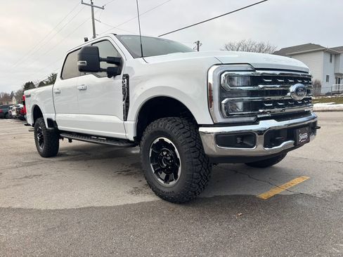 New 2026 Ford F250 XLT w/ XLT Premium Package image 4