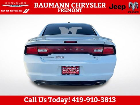 Used 2014 Dodge Charger SXT Plus RWD image 9