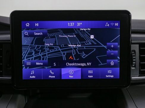 Used 2022 Ford Explorer XLT w/ Equipment Group 202A image 24