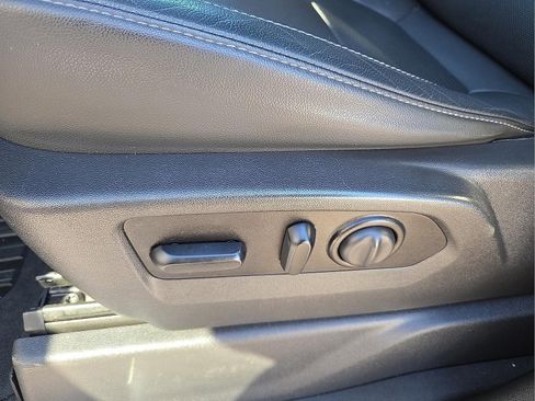 Used 2020 GMC Sierra 1500 SLT w/ SLT Convenience Package image 14