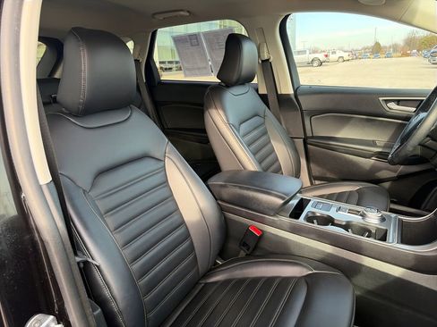 Used 2024 Ford Edge SEL w/ Convenience Package image 18