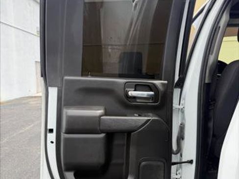 Used 2022 Chevrolet Silverado 2500 LT w/ Convenience Package RWD image 19