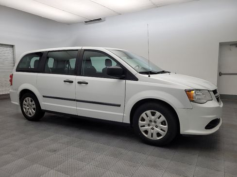 Used 2016 Dodge Grand Caravan American Value Package w/ UConnect Hands-Free Group image 11