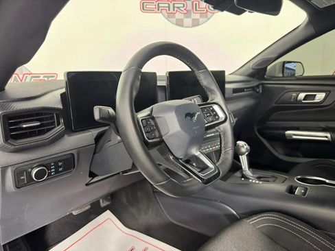 Used 2024 Ford Mustang Coupe RWD image 10