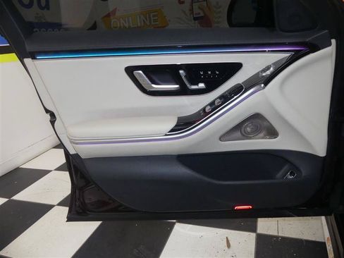 Used 2023 Mercedes-Benz S 500 4MATIC image 30