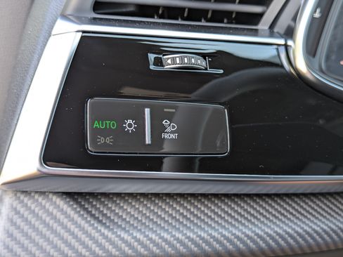 New 2026 Audi SQ8 Prestige AWD/4WD image 27