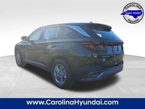 New 2026 Hyundai Tucson SE image 3