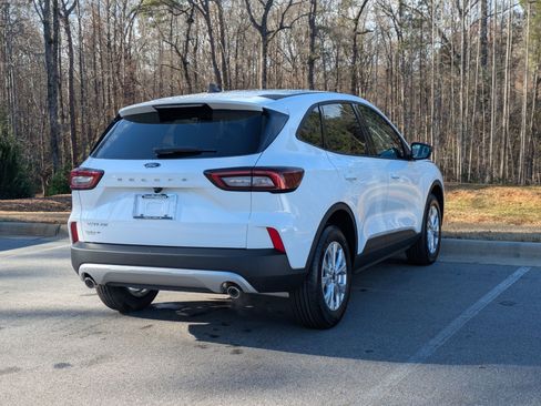 New 2026 Ford Escape Active image 3