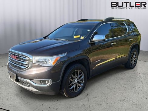 Used 2017 GMC Acadia SLT FWD image 1