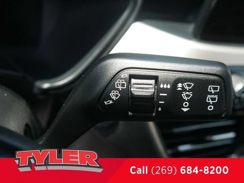 Used 2022 Ford Escape SEL w/ Technology Package AWD/4WD image 27