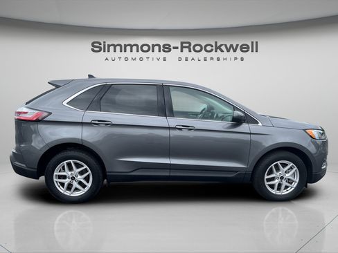 Used 2024 Ford Edge SEL w/ Convenience Package AWD/4WD image 6