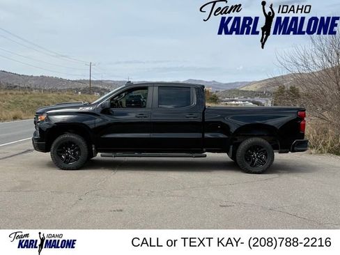 Used 2023 Chevrolet Silverado 1500 Custom Trail Boss AWD/4WD image 2