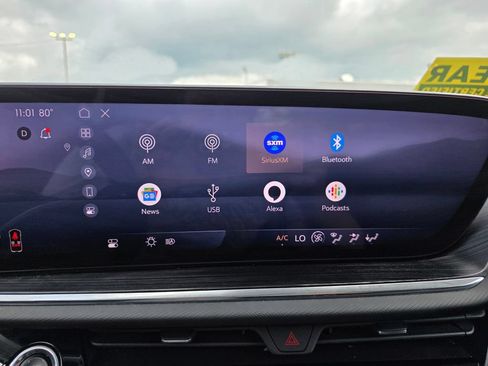 Used 2024 Buick Envision Preferred AWD/4WD image 53