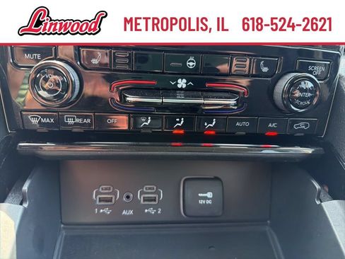 Used 2023 Jeep Grand Cherokee Laredo w/ Luxury Tech Group I AWD/4WD image 23