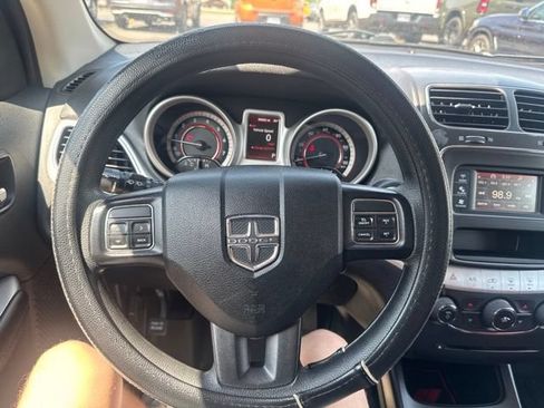 Used 2018 Dodge Journey SE w/ Blacktop Package FWD image 15