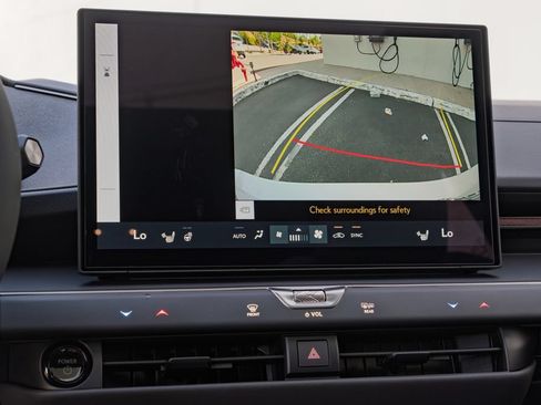 New 2026 Lexus ES 350e w/ Convenience Package FWD image 16