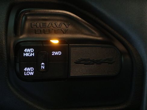 Used 2022 RAM 2500 Big Horn image 25