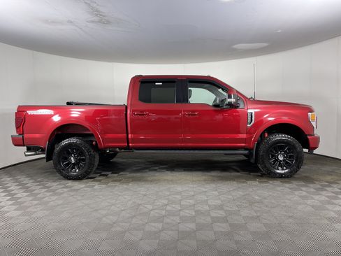Used 2022 Ford F250 Lariat w/ Tremor Off-Road Package image 5