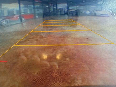 Used 2014 Cadillac SRX Luxury w/ Driver Awareness Package image 16