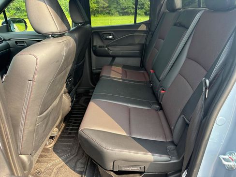 Used 2025 Honda Ridgeline Black Edition image 21
