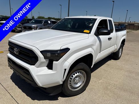Used 2024 Toyota Tacoma SR RWD image 1