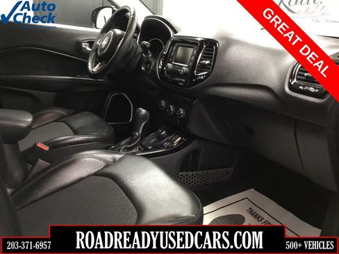 Used 2018 Jeep Compass Latitude AWD/4WD image 35